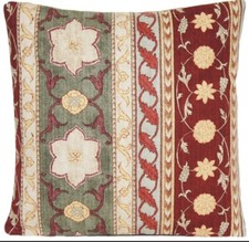 Traditional Cushion Cover