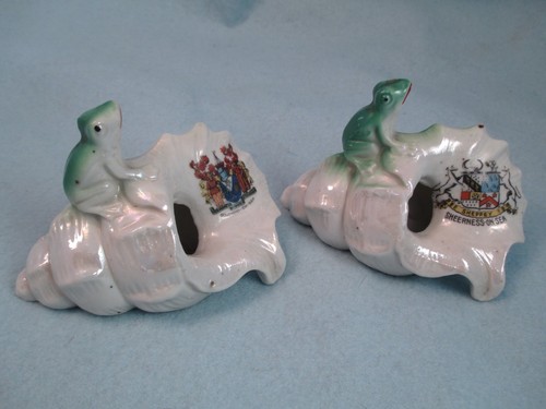 Souvenir crested ware
