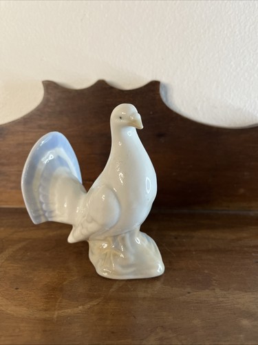 Vintage lladro style fantail - vintage,
