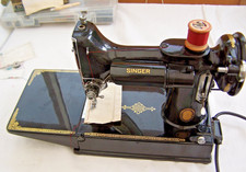 VINTAGE SINGER 221K 1951