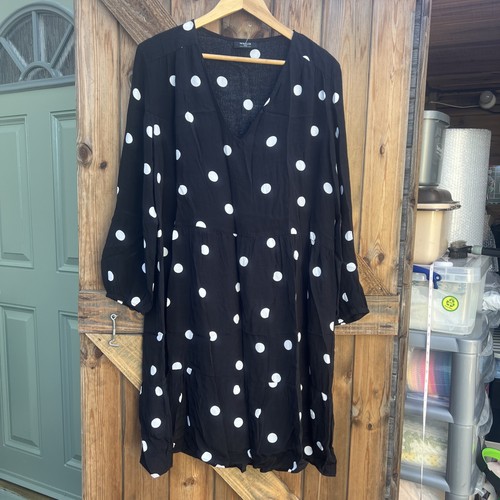 Ladies black spot flared dress