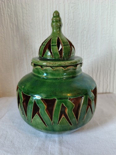 Unsigned ubeda style spanish - style,