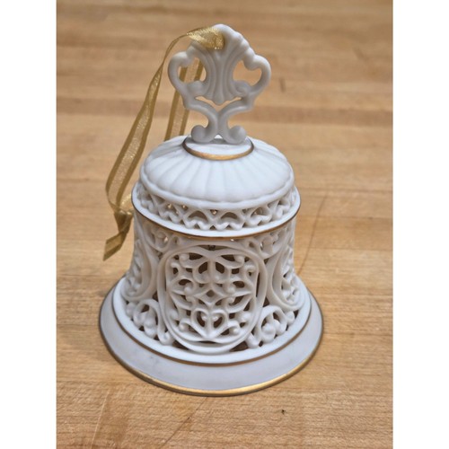 Wedgwood 2004 pierced bell - 2004,
