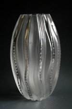 LALIQUE MEDUSA GLASS VASE