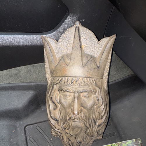 Medieval king face wall - medieval,