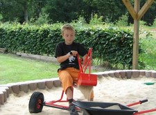 COMMERCIAL SAND PIT DIGGER