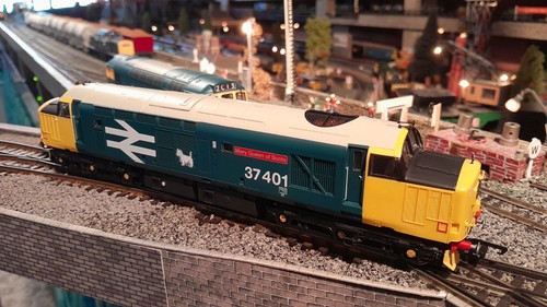 Class 401 mary - mary, queen