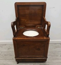 Victorian Mahogany Commode on Castors with Chamber Pot and Lid