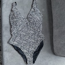 M&S MAGIC SHAPING SWIMMING COSTUME UK SIZE 20 Regular Black Mix