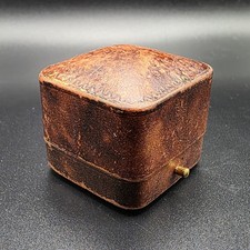 Antique Leather Ring Box