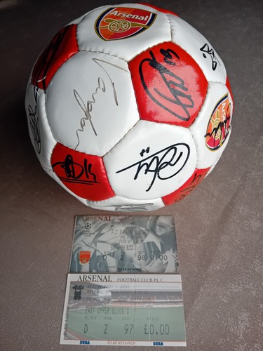 Arsenal football signed - football,