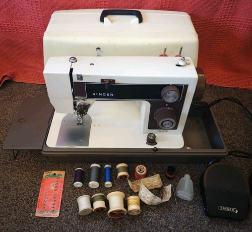 Singer sewing machine - singer,