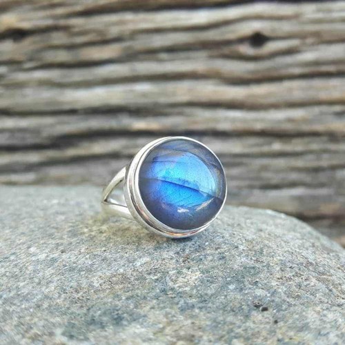 Nice labradorite gemstone - labradorite,