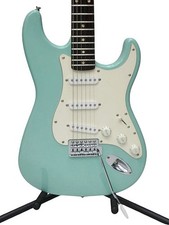 Squier by Fender FSR /