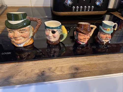 Set toby jugs ranging - if,