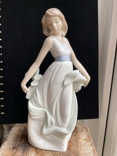 NAO By Lladro “Walking On Air” Lady Porcelain Figurine 1999