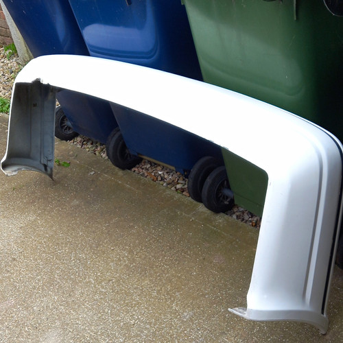 Ford escort mk4 rear bumper - mk4,