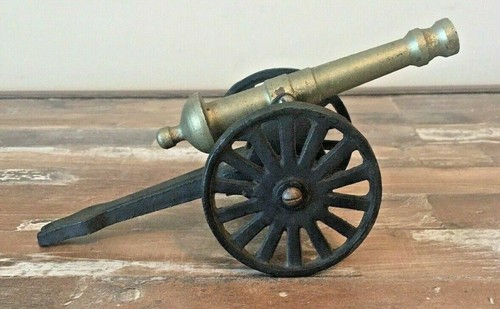 Vintage cast iron - cast,