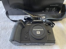 Olympus OM-D E-M1 Compact