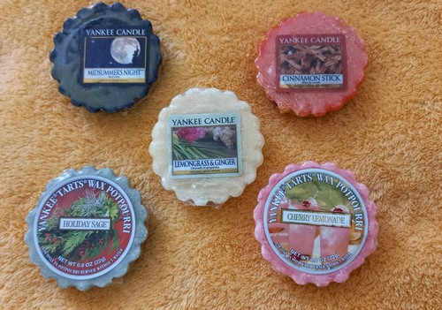 Yankee candle wax - wax, tart