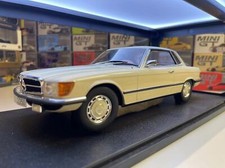 Cult: 18 Mercedes Benz 350SL