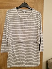 Woman's Nursing Top Size Large