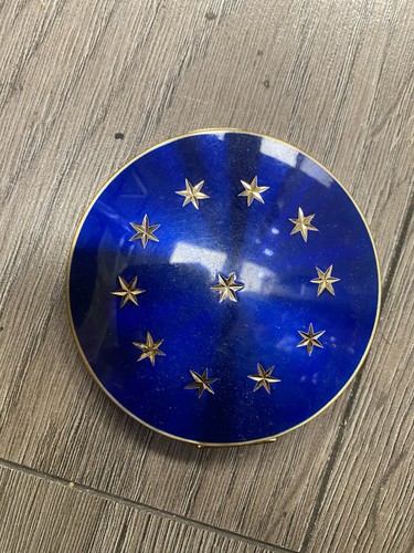 Vintage compact and make - vintage,