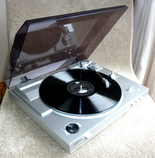 ARISTON Acoustics ATT-420 Full Automatic Belt Drive Turntable System