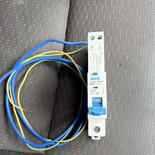 Mcg type 16a - b, 2-pole