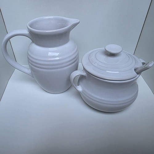 Creuset white milk jug - le,