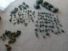 HONG KONG PLASTIC SOLDIERS AND VEHICLES-VARIOUS SCALES/SIZES & CONDITION