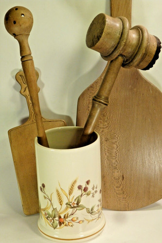 Fine vintage pottery - fine,
