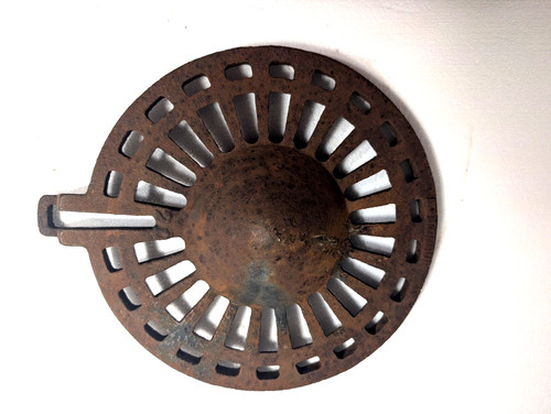 Round oak stove - , fire
