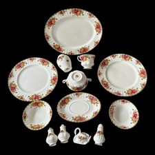 ROYAL ALBERT OLD COUNTRY ROSES