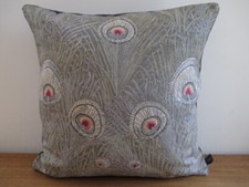 Liberty Morris Hera Peacock