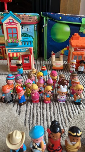 Happyland playset huge bundle
