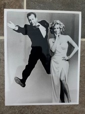 5 Vintage 1980's glossy 10x8/7x5 Moonlighting TV Series early Production Stills