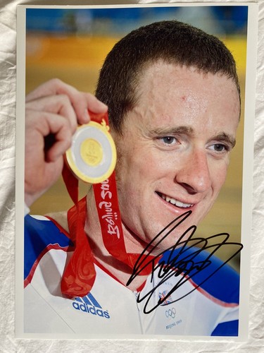 Bradley wiggins signed - bradley,
