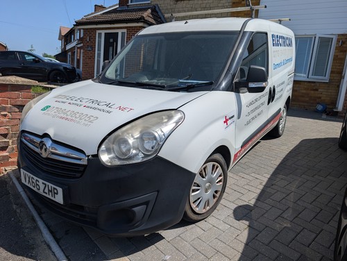 Vauxhall combo 2016 - -, starts