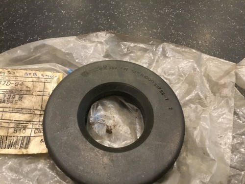 Bus tank gasket seal - tank,