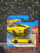 NISSAN GTR 17 R35 YELLOW Hot Wheels 1:64 **COMBINE SHIPPING**