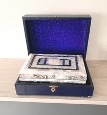 STUNNING ANTIQUE MOTHER OF