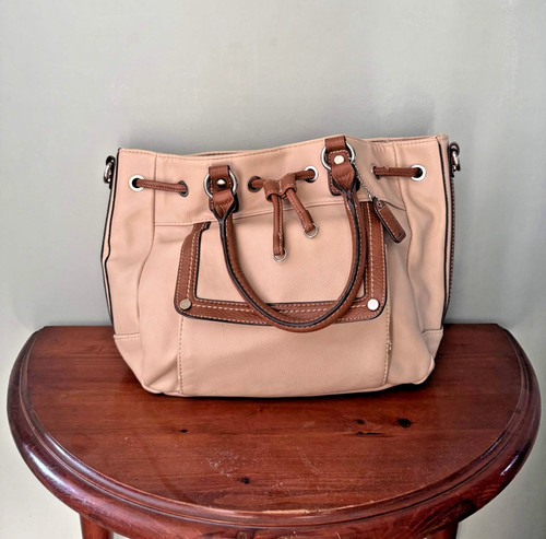 Discontinued clarks beige - clarks,