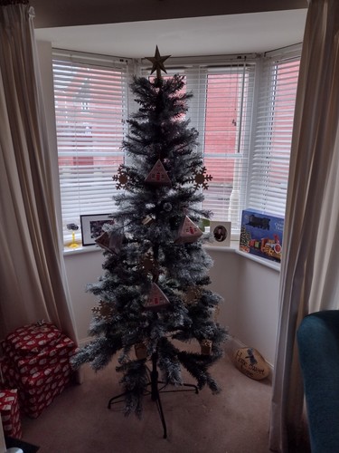 Artificial christmas tree - ft,