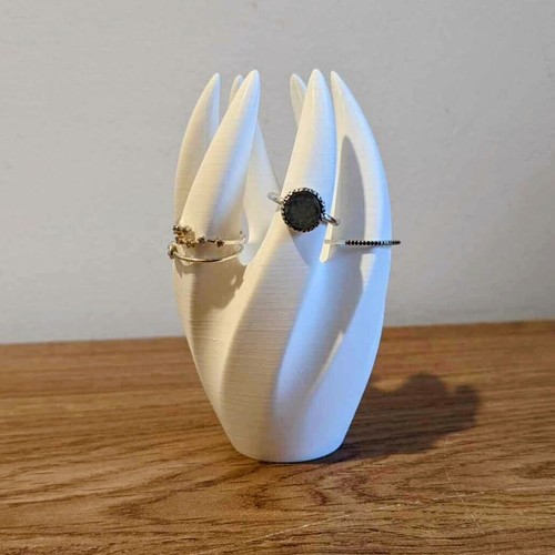 Swirly ring holder unique 3d - swirly,