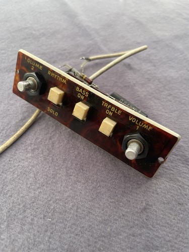 Höfner narrow guitar - höfner, bass