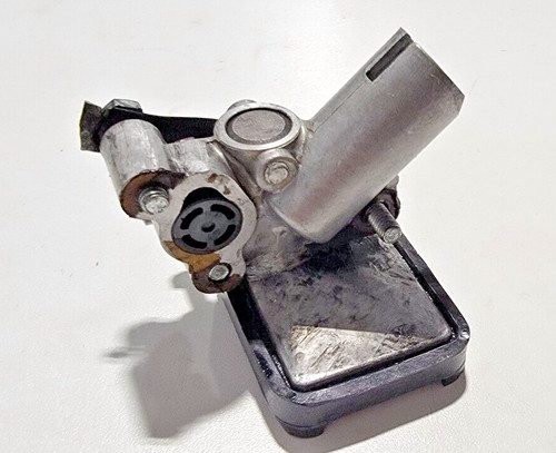 Oil pump body 1969 - oil, honda