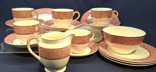 Large collection ridgway - large,