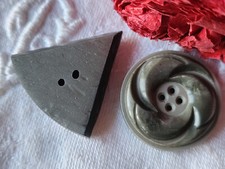 Collection duo antique buttons art deco grey 2.6 and 3 cm D9O