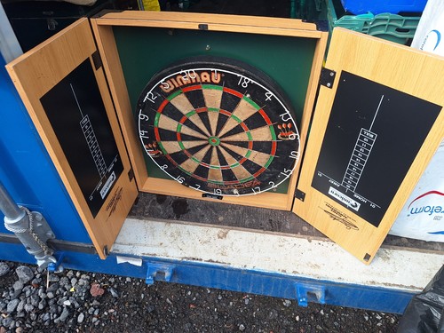 Dartboard and case - dartboard,